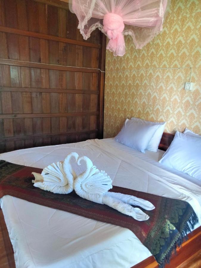 Riverside Bungalow Ban Dondét Dış mekan fotoğraf