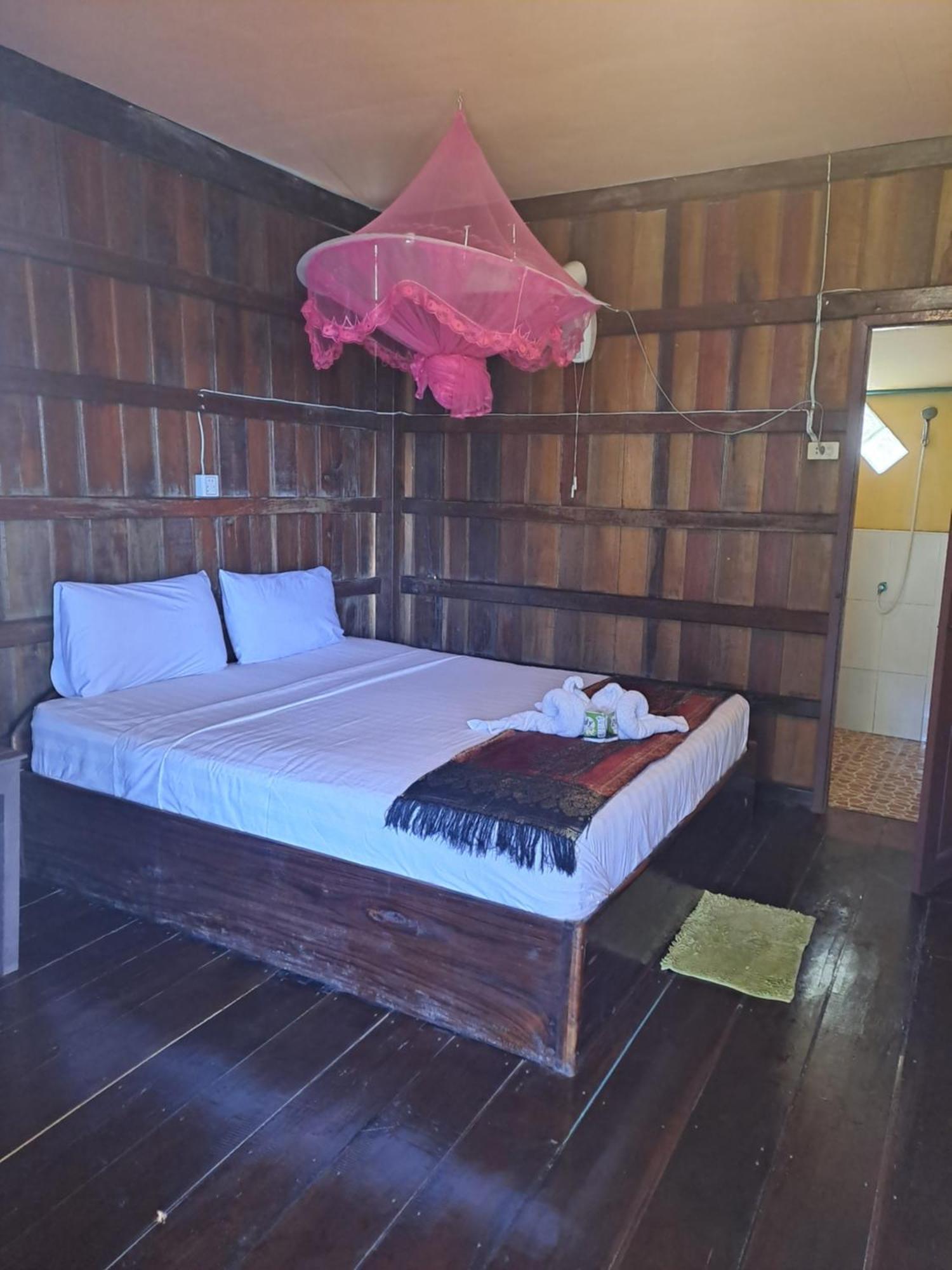 Riverside Bungalow Ban Dondét Dış mekan fotoğraf